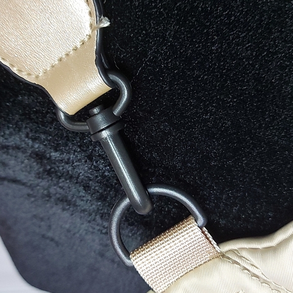 Gold trim nylon belt/cross body bag/clutch - Picture 4 of 16